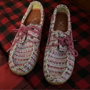 women’s twisted x size 6